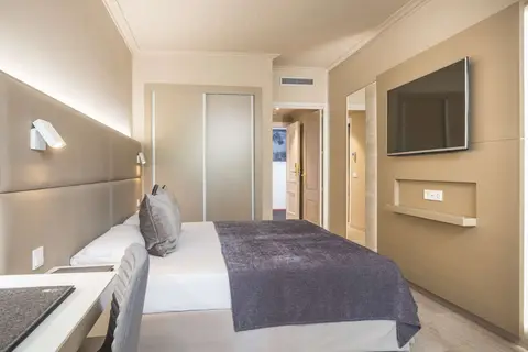 Salles Hotel Pere IV in Barcelona — foto 2