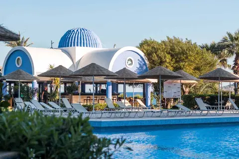 Pegasos Deluxe Beach Hotel in Φαληράκι — foto 21