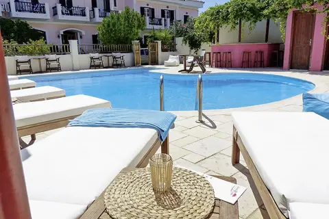 Sunrise Hotel in Municipal Unit of Pythagoreio