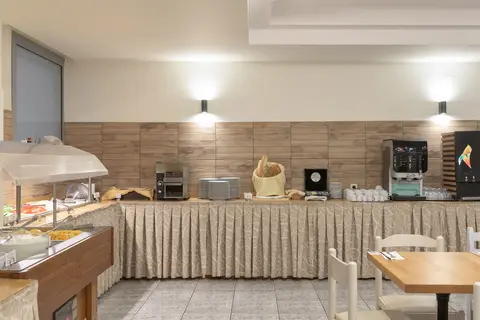 Central Hersonissos Hotel in Chersonissos — foto 12
