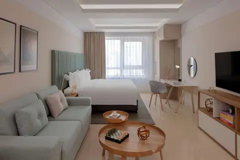 Staybridge Suites Dubai Internet City in Dubai — foto 3