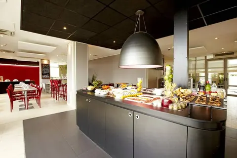 Hotel Campanile Marne La Vallée - Bussy Saint Georges in Bussy-Saint-Georges — foto 9