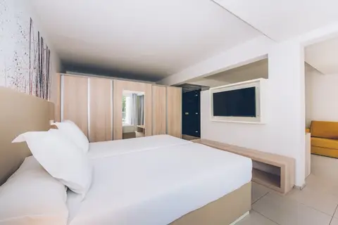Iberostar Waves Herceg Novi in Herceg Novi — foto 2