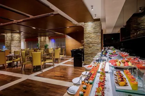 Elite Byblos Hotel in Dubai — foto 15