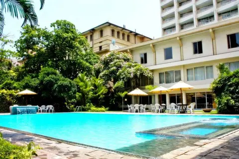 Ramada by Wyndham Colombo in Colombo — foto 3
