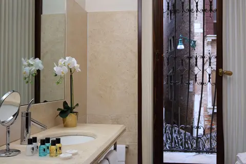 Ruzzini Palace in Venetië — foto 7