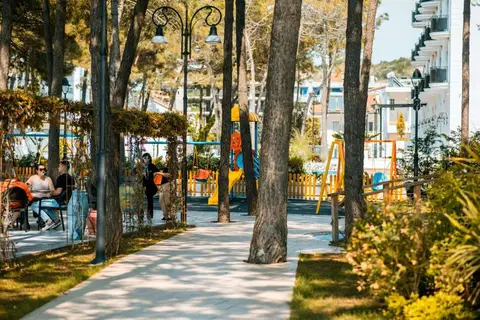 Diamma Resort in Golem, foto 13