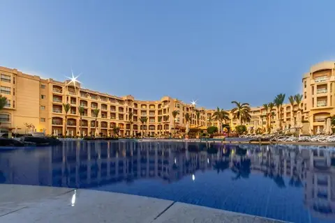 The V Luxury Resort Sahl Hasheesh in Sahl Hasheesh — foto 4