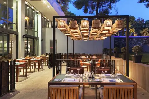 Life Gallery Athens Hotel in Δημοτική Ενότητα Εκάλης — foto 9