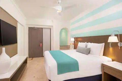 Wyndham Alltra Playa del Carmen in Playa del Carmen — foto 4