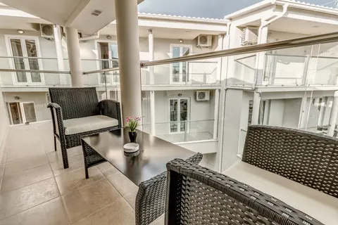 Palotel Luxury Hotel in Gouvia — foto 4