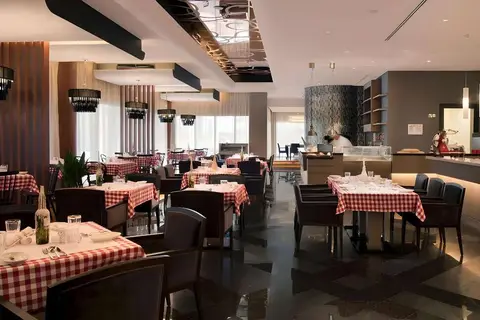 Pearl Rotana Capital Centre in أبوظبي — foto 7