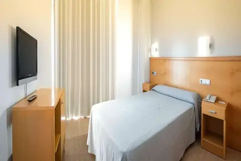 Hotel RH Gijon in Playa de Gandia — foto 4