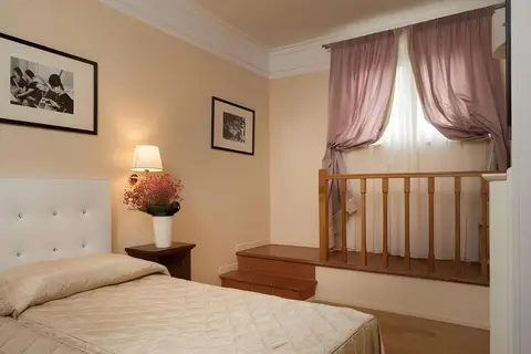 Executive in Florence, foto 19