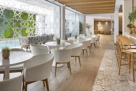 Hotel Catalonia Giralda in Sevilla — foto 21