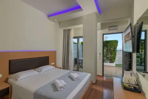 Oceanis Beach Hotel in Ιξιά — foto 14