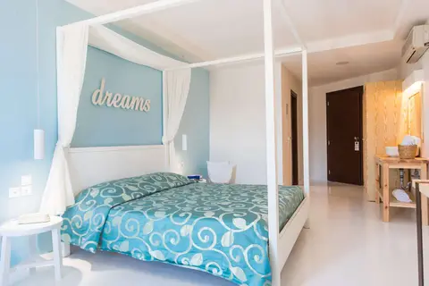 Eva Mare Hotel & Suites in Agia Pelagia — foto 3