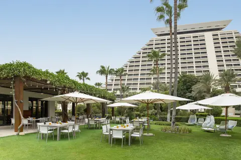 Sheraton Grand Doha Resort & Convention Hotel in Doha — foto 18