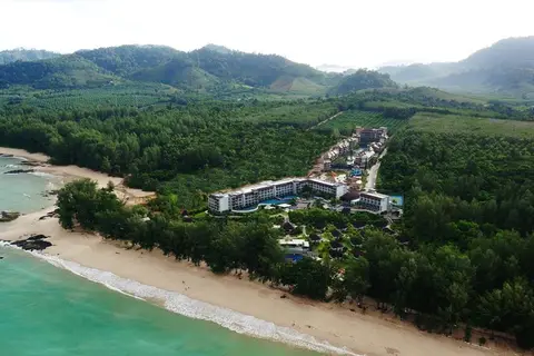 Mai Holiday by Mai Khao Lak in Khao Lak — foto 8
