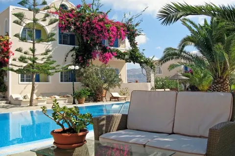Paradise Resort in Thira Municipal Unit