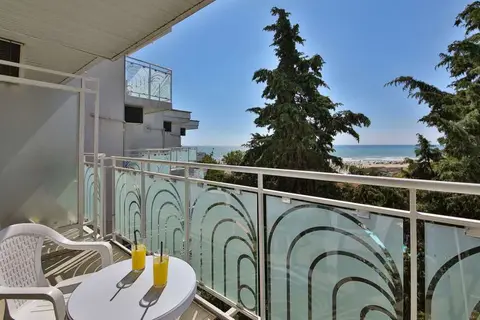 Hotel Sandy Beach in Оброчище — foto 11