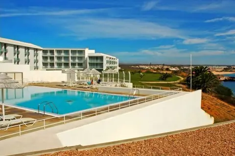 Memmo Baleeira Hotel in Vila do Bispo — foto 21