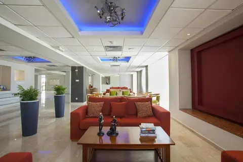 Mayfair Hotel in Paphos — foto 5