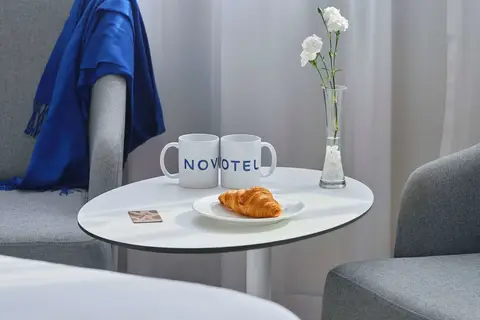 Novotel Suites Mall Avenue Dubai in Dubai — foto 27