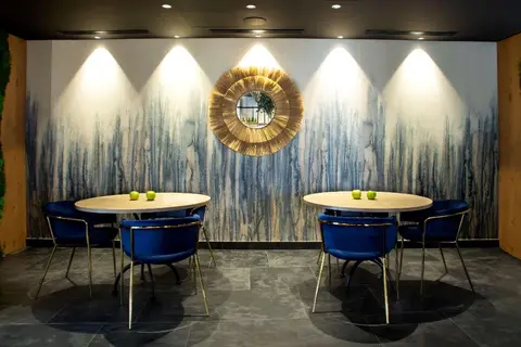 Atocha Hotel Madrid, Tapestry Collection by Hilton in Madrid — foto 29