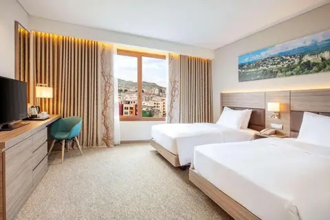 Hilton Garden Inn Tirana in Tirana — foto 18