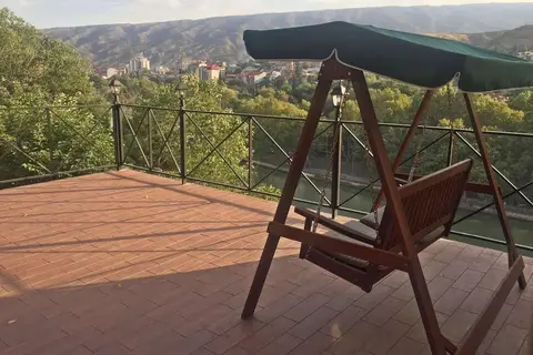 Margot Old Tbilisi in Tbilisi — foto 13