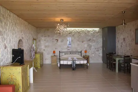 Sarantos Pool Suites in Lakithra, foto 4