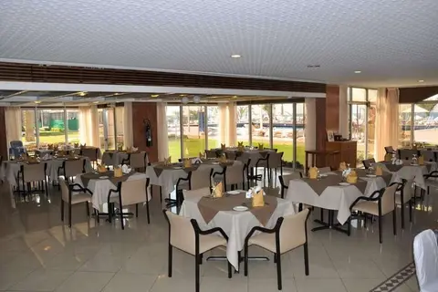 Sharjah Carlton Hotel in Al Khalidiyah — foto 19