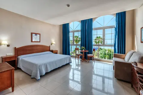 Hotel Bahia Tropical in Almuñécar — foto 13