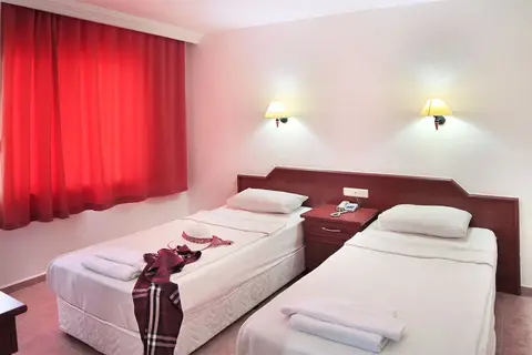 Xeno Eftalia Resort Hotel in Alaşehir — foto 2