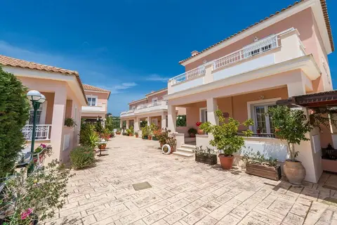 Lorenzo Villas in Agios Sostis — foto 8