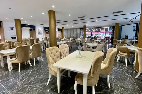 AMH Hotel Durres in Durrës — foto 7