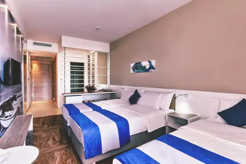 Carine Hotel Delfin in Bijela — foto 13