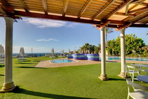 SBH Crystal Beach Hotel & Suites in Pájara, foto 14
