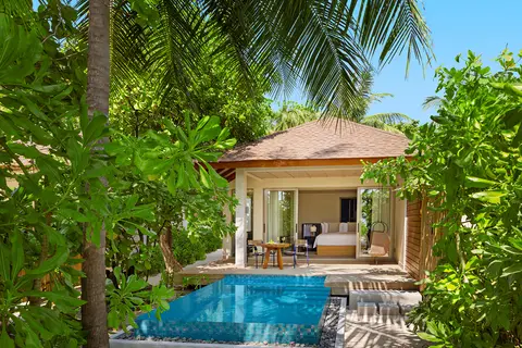 Avani+ Fares Maldives Resort in Fares Island — foto 16
