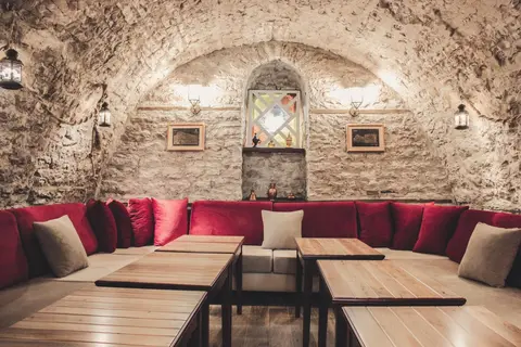 Hotel Kastro in Gjirokastra — foto 15