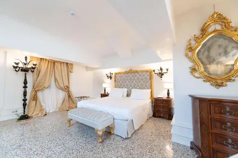 Ca Bonfadini Historic Experience in Venetië — foto 15
