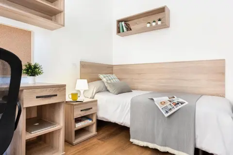 Micampus Armendariz Students Residence SOLO ESTUDIANTES in Sevilla — foto 2