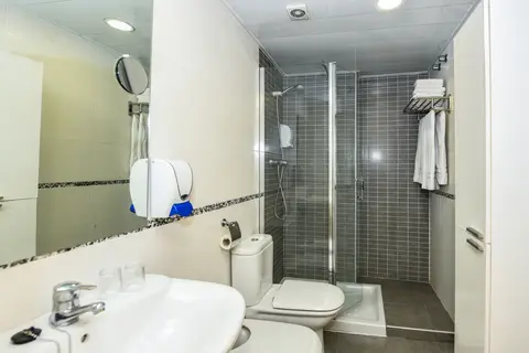 Appartementen Neptuno in Calella — foto 17