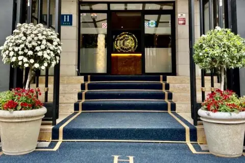 Hotel Suites Feria in Madrid — foto 9