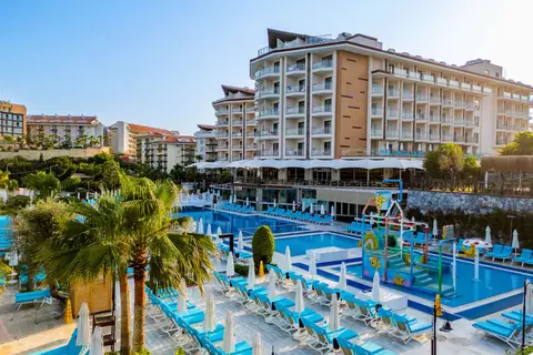 Ramada Resort by Wyndham Kusadasi & Golf in Kuşadası