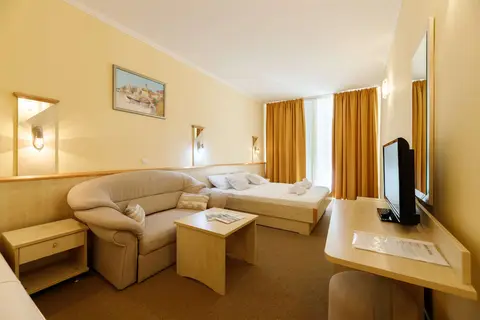 Adria Hotel in Biograd na Moru — foto 7