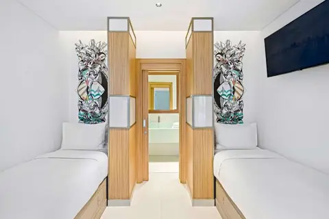 Fuwairit Kite Beach Tapestry Collection by Hi in Fuwairit — foto 16