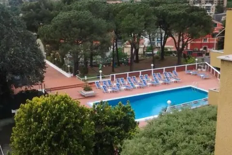 Residence Morelli in Pietra Ligure — foto 13