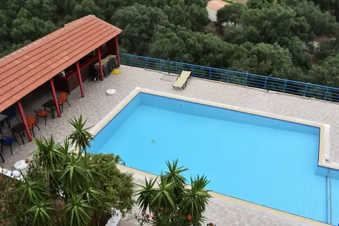 Panorama Studios & Apartments in Agios Gordios
